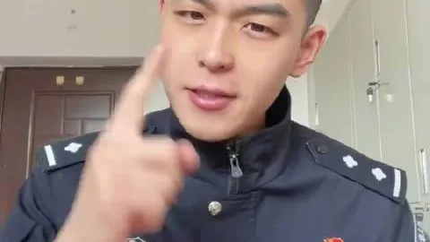 电竞游戏更新，万博平台，，玩家热议新功能亮点